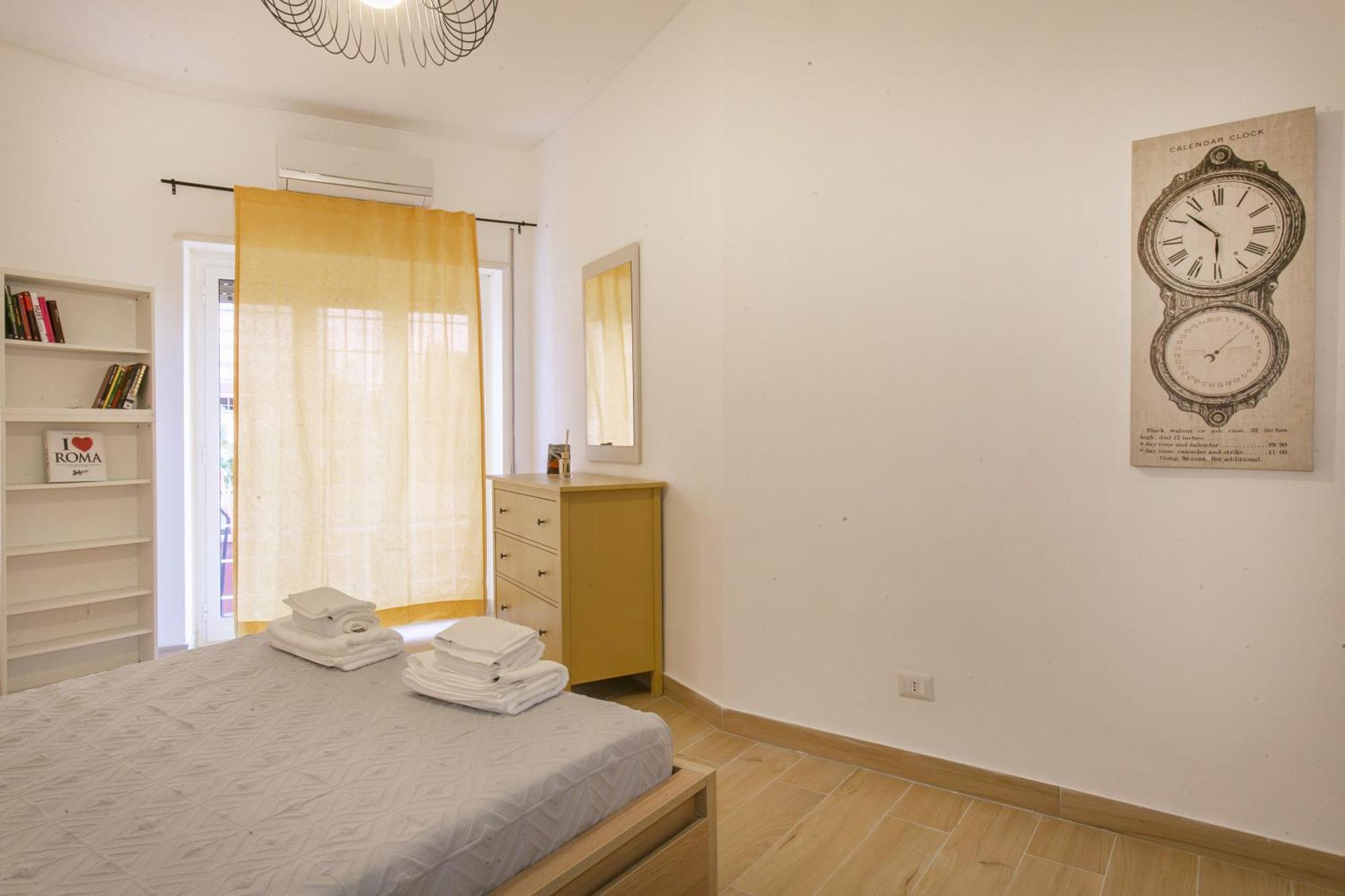 Modern 100 Meters From Piazza Mincio Rom