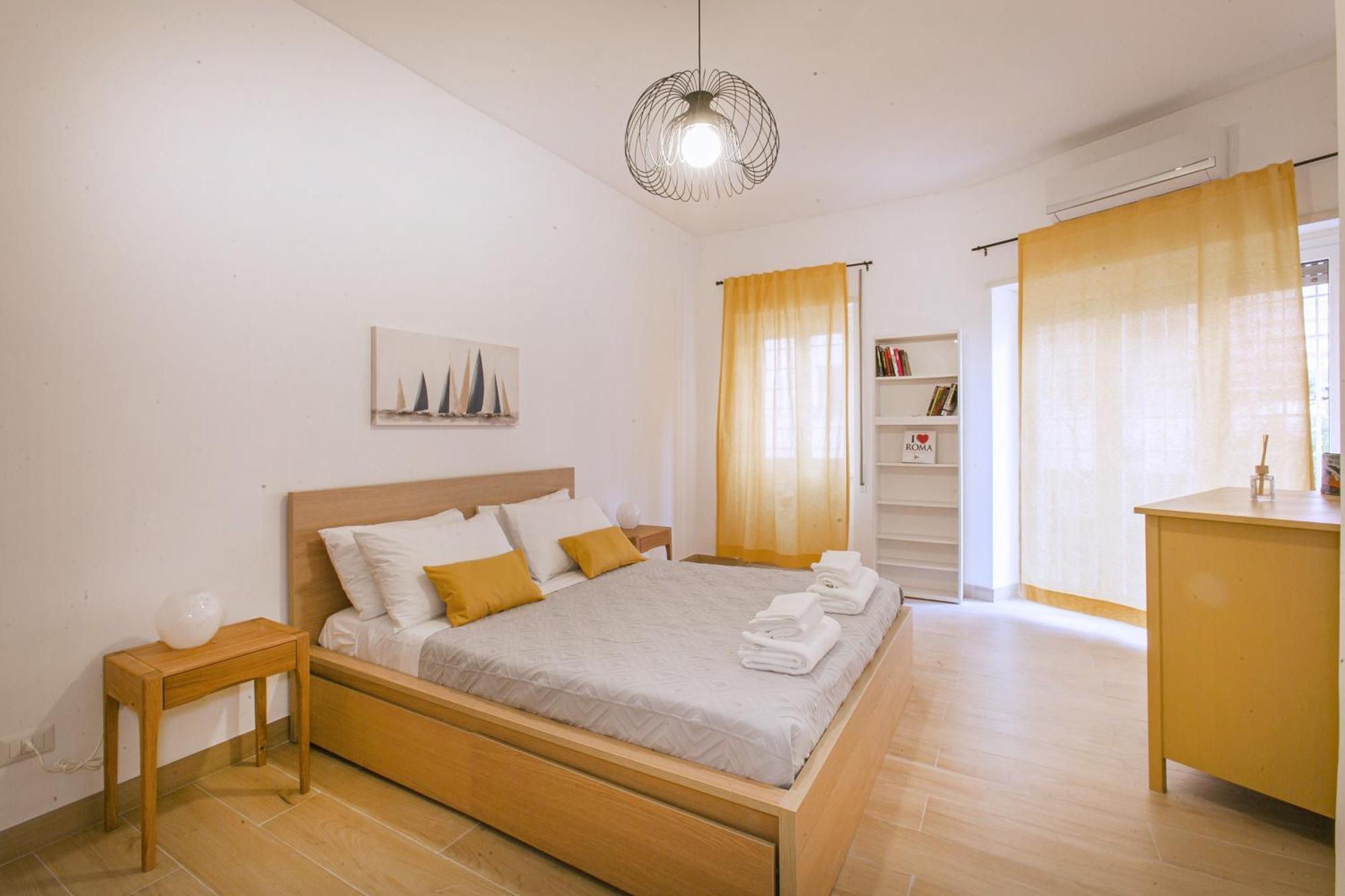 Modern 100 Meters From Piazza Mincio Rom